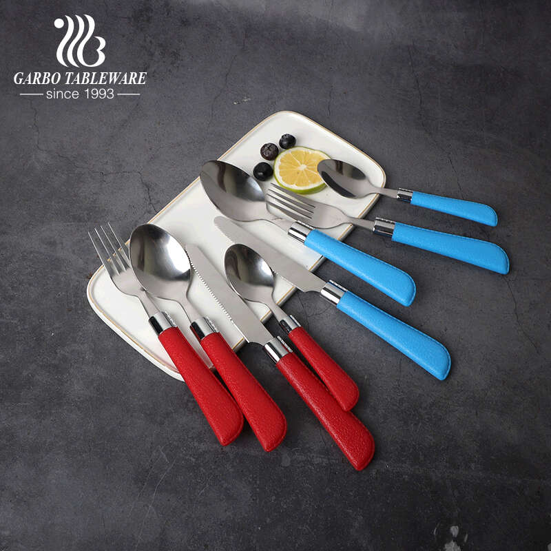 Silverware Set Stainless Steel Warna Gagang Dengan Pemegang