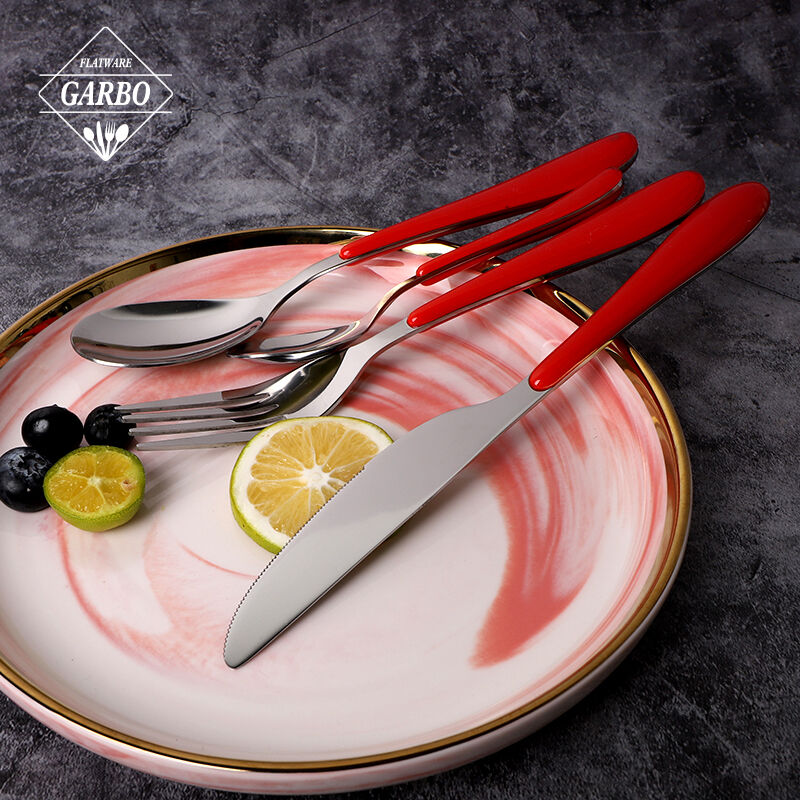 Fourchette à dessert en acier inoxydable 410ss bon marché en gros avec poignée en plastique rouge pour restaurant