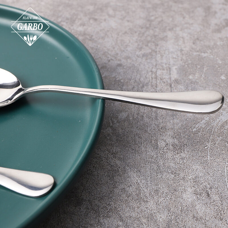 Cuchara plateada de la cena de la cucharilla del acero inoxidable del estilo simple de la venta superior del Amazonas