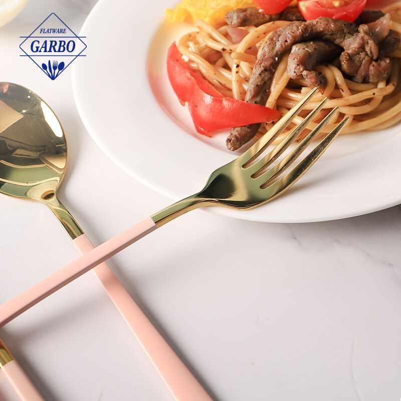 hot sale different color dinner fork with painted handle sliver fork in Cina 