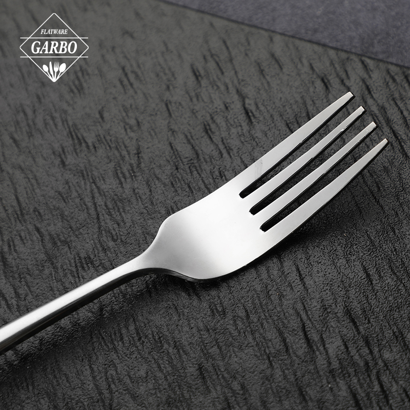 Simple Design Silvery Stainless Steel Cutlery Flatware Set