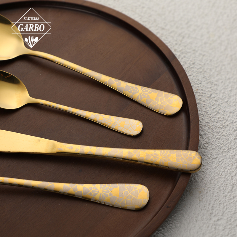 golden color and rose glden dinner knife for home china supplier 