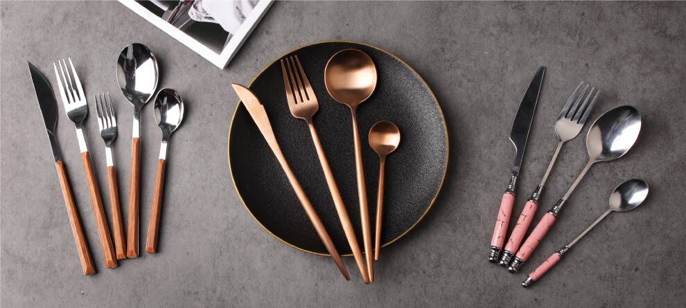 China High Quality Delicate Elegant Handle Stainless Steel Gold Fork