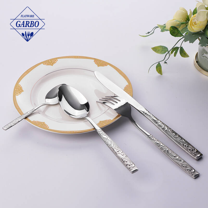 Silver flatware set made by China manufacturer with high quality