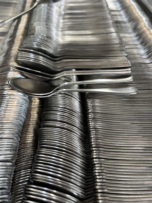 How to choose the stainless steel material for flatware?cid=3