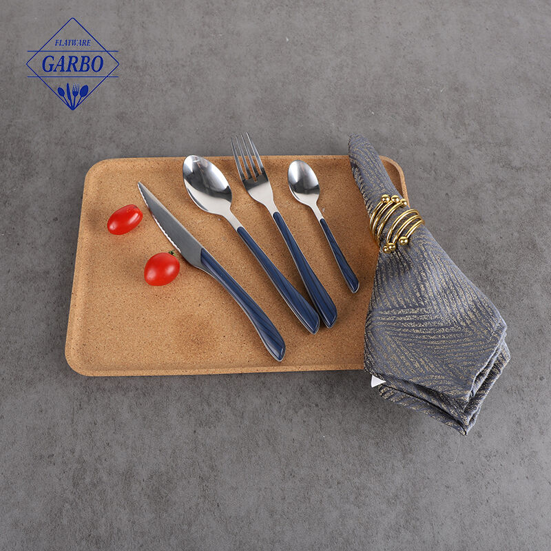 Sendok Garpu Stainless Steel Gagang Plastik Berwarna Set untuk Makan Malam