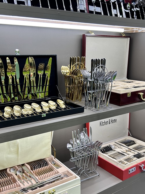 How Garbo Cutlery display itself in 133rd Canton Fair?cid=3