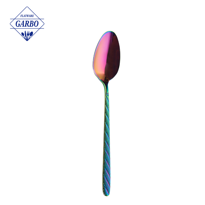 Masiglang Rainbow Stainless Steel Dinner Spoon: Nagdaragdag ng Makulay na Kasiyahan sa Iyong Karanasan sa Kainan"