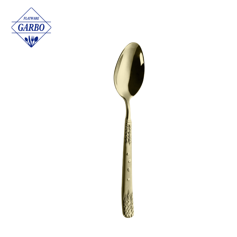 ملعقة عشاء ذهبية اللون من مورد أدوات المائدة المصنوعة من الفولاذ المقاوم للصدأ