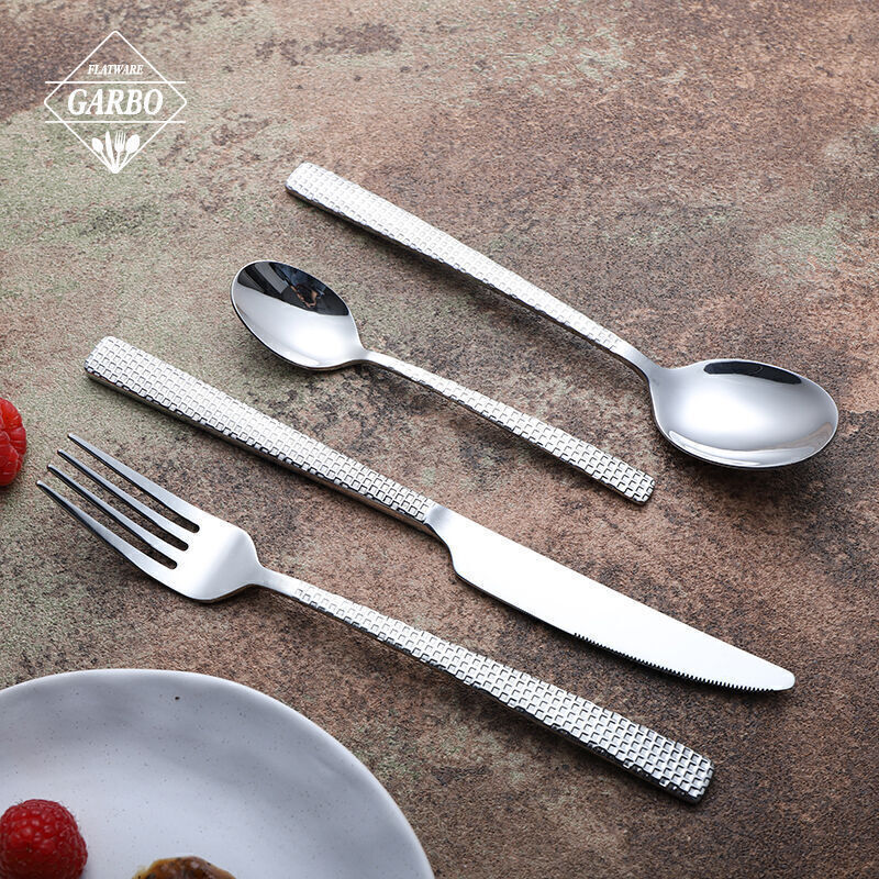 Garbo Flatware vous recommande des ensembles de couverts exquis et populaires.