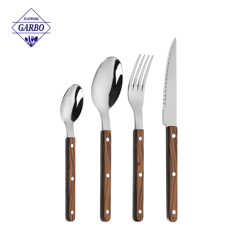 The most popular flatware with plastic handle in wooden design