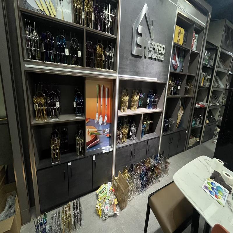 Garbo Tableware: Showcasing Premium Glassware, Flatware