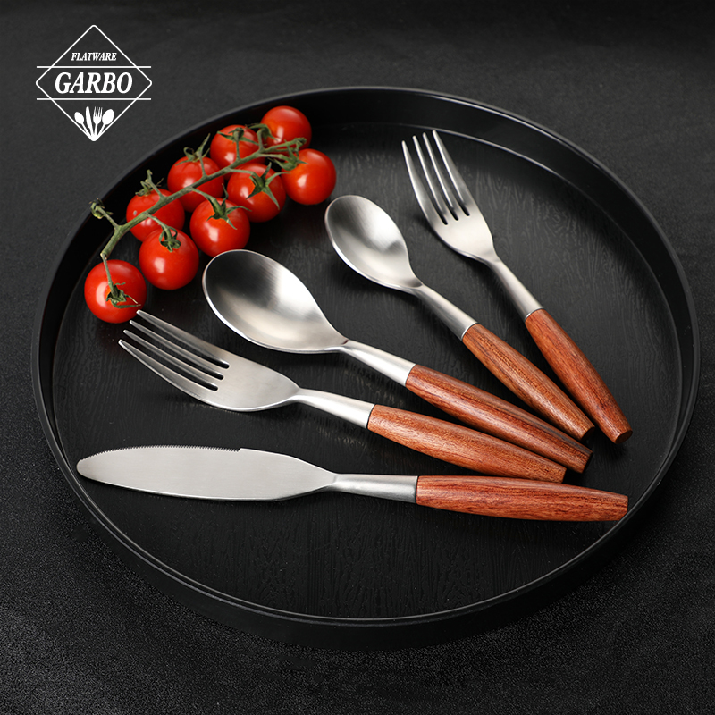 Premium Wooden Handle Stainless Steel Cutlery for Wholesale Commercial Use