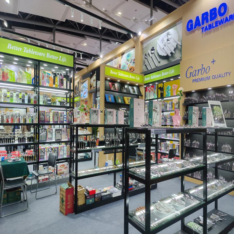 Premium Wooden Handle Stainless Steel Cutlery for Wholesale Commercial Use