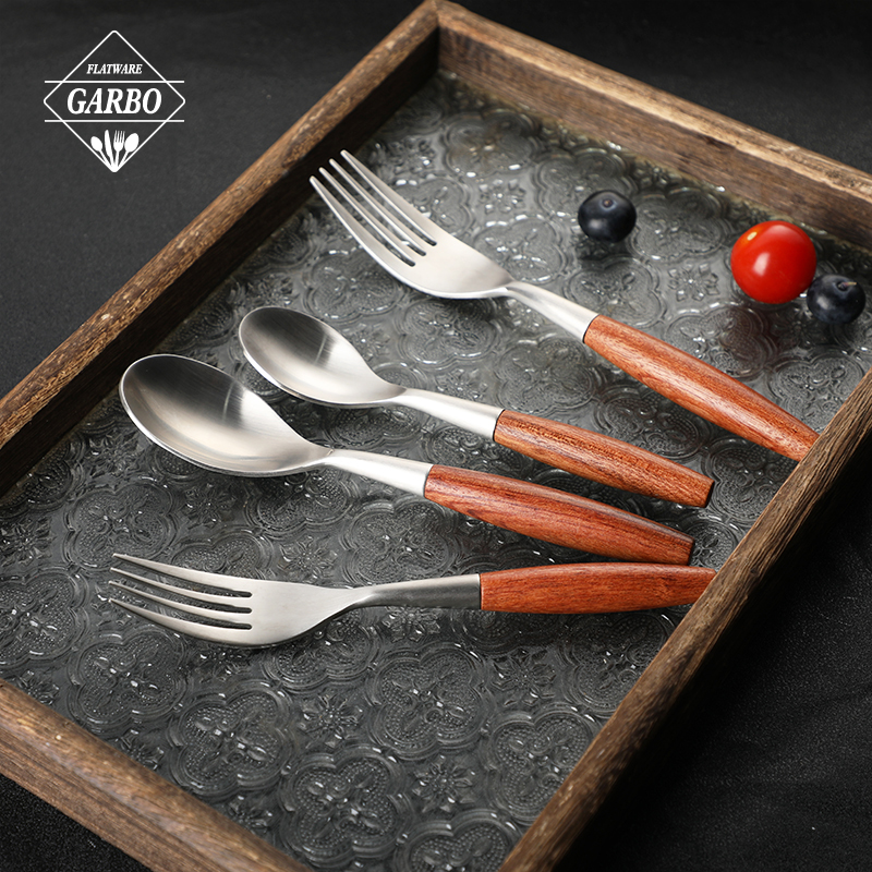 Premium Design for Modern Tableware Markets – Wooden Handle Cutlery for Seasonal Choices