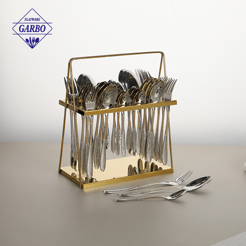 Market-Focused Design Garbo Introduces Gold Cutlery for Regional Preferences Market-Focused Design Garbo Introduces Gold Cutlery for Regional Preferences