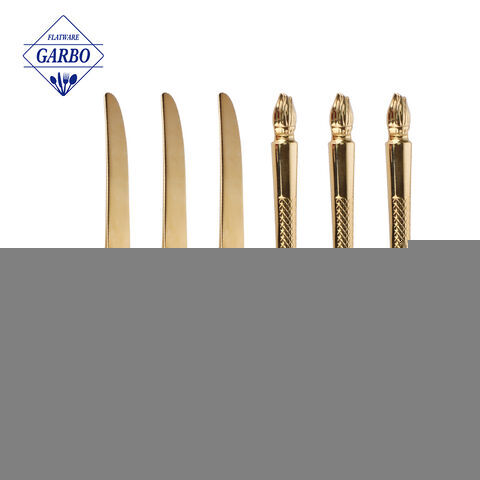 Elegante y lujoso cuchillo de mesa de metal forjado para trabajo pesado dorado