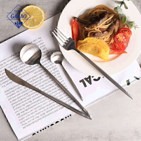 Popular Portuguese style tableware 16 pieces silver cutlery set 