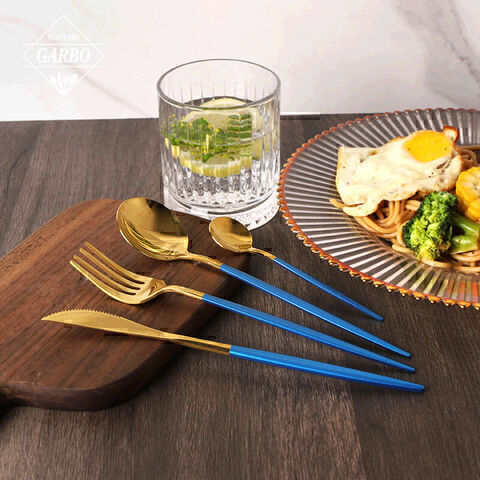 China Supplier Customized Colorded Stainless Steel Cutlery Sets With Nice Designs Handle