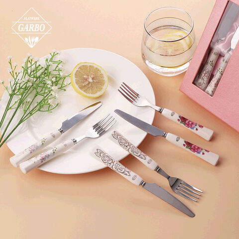 Creative Golden Luxury Rose Designed Ceramic Handle Stainless Steel Silverware Sets