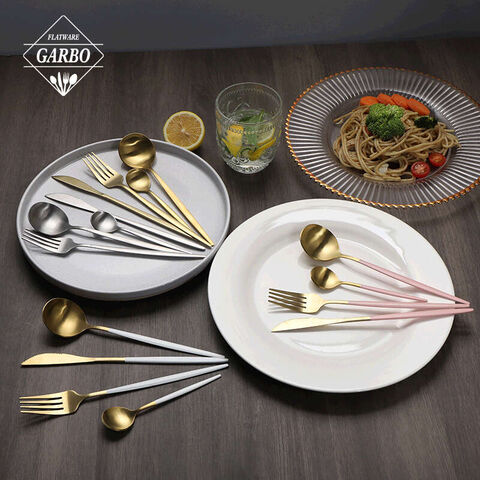 set sendok garpu baja tahan karat emas merah muda gaya Portugal yang elegan
