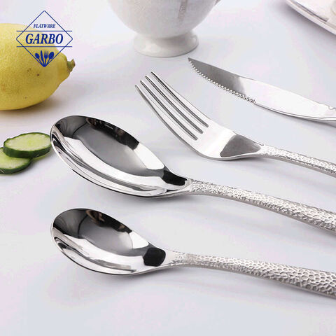 On-trend Customized Embossed Flower Pattern Stainless Steel Flatware Sets