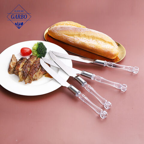 Set de cuțite pentru friptură Cuțit zimțat Set de cuțite ascuțite din oțel inoxidabil, cuțite de cină cu mâner din plastic Se potrivește la spălat vase Robuste și ușor de curățat
