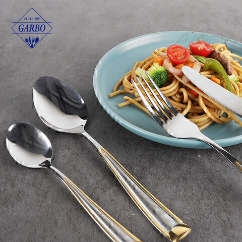 Competitive price 410 stainless steel creative flower pattern with gold rim handle cutlery set 