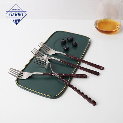 Hot selling stainless steel flatware silver dessert dinner fork na may hawakan na kulay pula ng alak