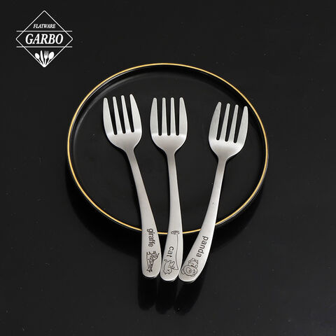 Durable silverware flatware set with animal engraved pattern hadle