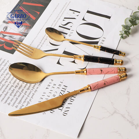 Wholesale Vintage Cutlery White Marble Handle Metal Dinner Fork Set 4 PCS Stainless Steel Gold Fork Set na may Ceramic Handle