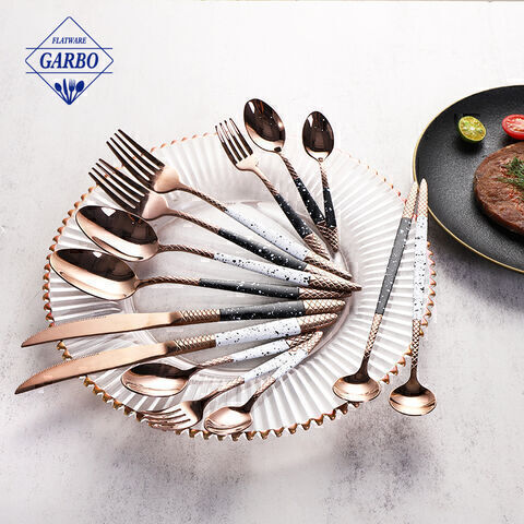 Conjunto de talheres de talheres de ouro rosa STOCK para 4 utensílios de aço inoxidável Inclui garfos colheres facas acabamento em espelho lavável na lava-louças