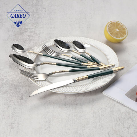 Flatware 공장은 스테인레스 스틸 칼 붙이 거울 광택 주방 용품을 만들었습니다.