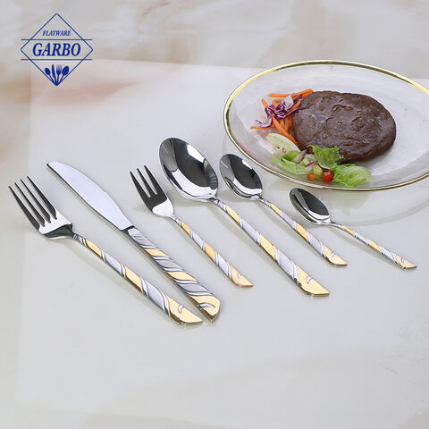 Set sendok garpu stainless steel pemoles cermin gaya Arab dengan pegangan e-plating emas