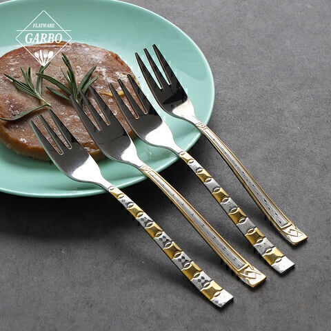 Banayad na luxury silver color stainless steel cake fork na may electroplated gold sa hawakan