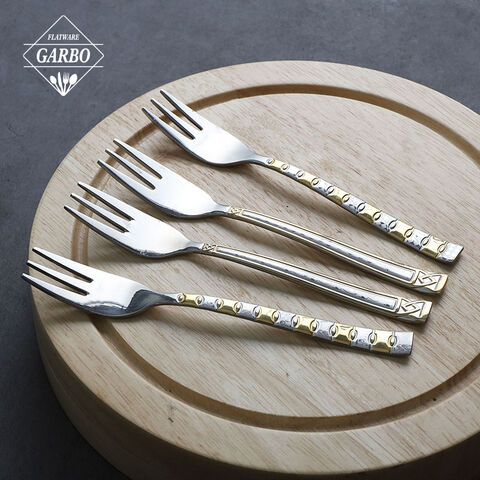 Banayad na luxury silver color stainless steel cake fork na may electroplated gold sa hawakan