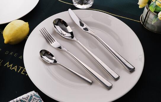 Why stainless steel cutlery set becomes more and more popular all around the world