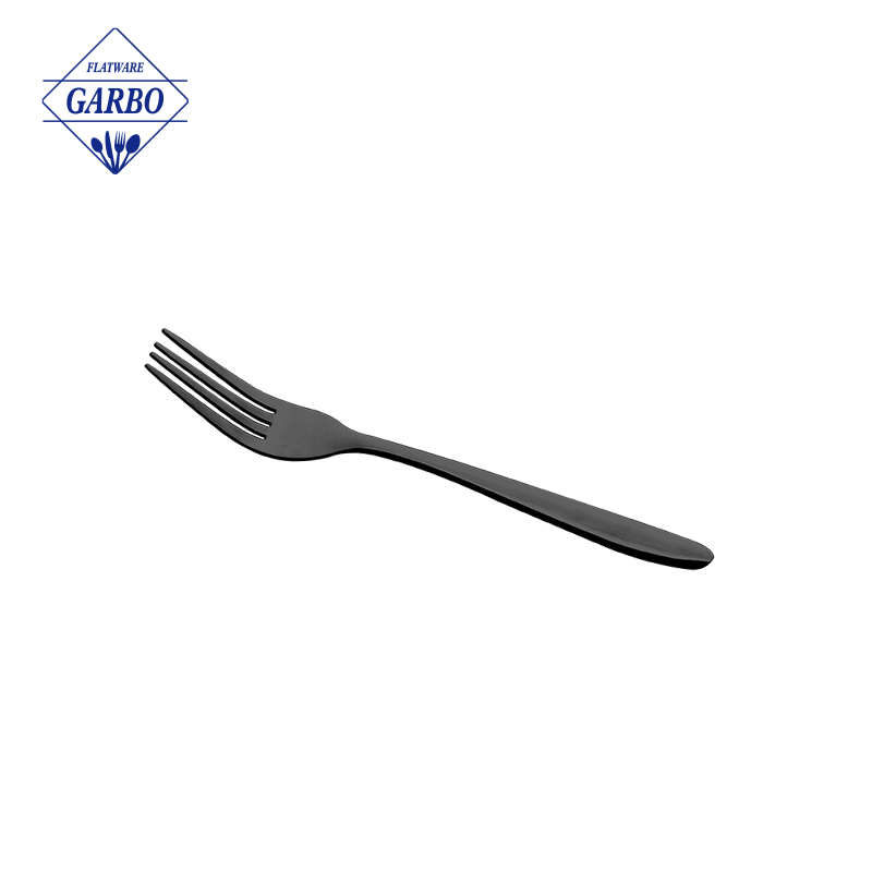 Prix ​​bon marché 410 fourchette à dîner en acier inoxydable Style simple en couleur noire Couverts en gros