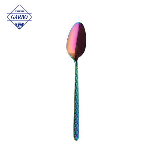 Vibrant Rainbow Stainless Steel Dinner Spoon: Nagdaragdag ng Makulay na Kasiyahan sa Iyong Karanasan sa Kainan