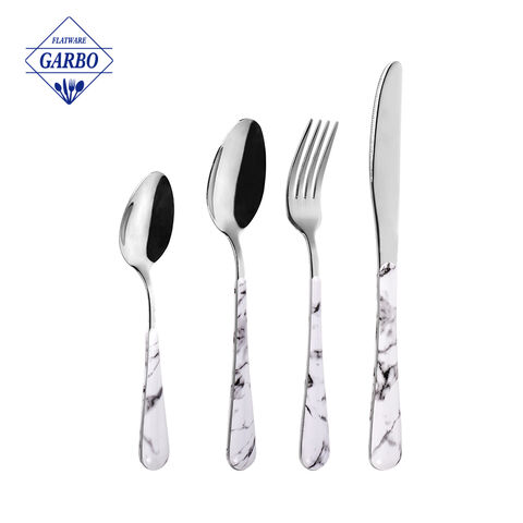 Grosir Desain Baru Fancy Shinning Plastic Handle Mirror Stainless Steel Cutlery Set