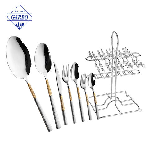 Sliver 32pcs cutlery set with embossed golden hand with mental stand 