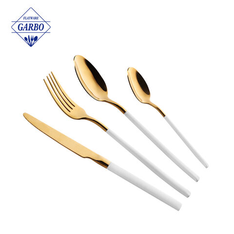 مجموعة أدوات المائدة الذهبية ذات المقبض الأبيض المصنوعة في مصنع الصين