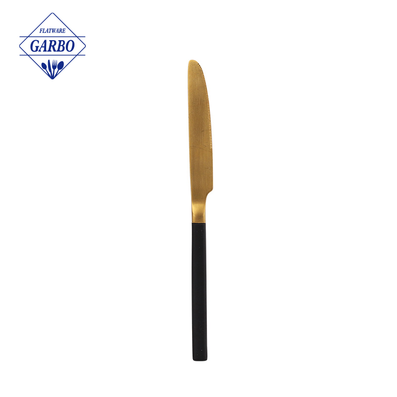 Cuchillo de cena dorado de 8.8 pulgadas con mango blanco para bodas