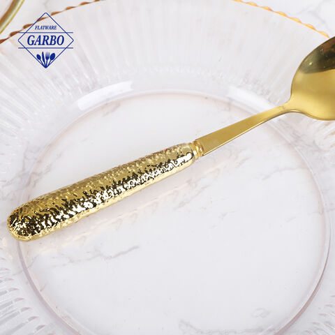 Direktang Pabrika Bagong Disenyo Golden Hammer Grain Ceramic Handle Stainless Steel Cutlery