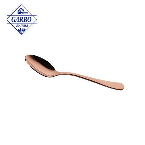 sendok garpu warna emas desain baru dengan pegangan palu