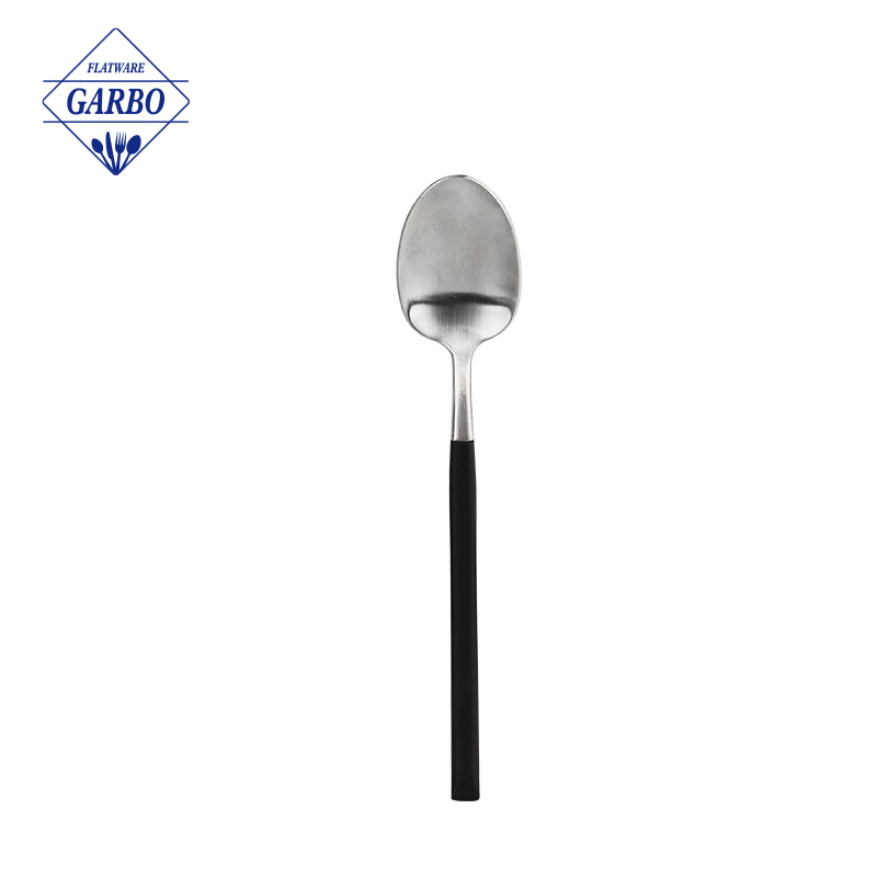 Bagong Disenyong High-End Gold Stainless Steel Spoon na may Pinintura na Handle