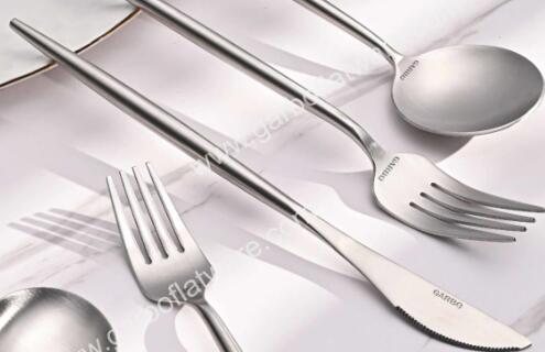 Haute couture cutlery set mula sa mga nangungunang mamamakyaw