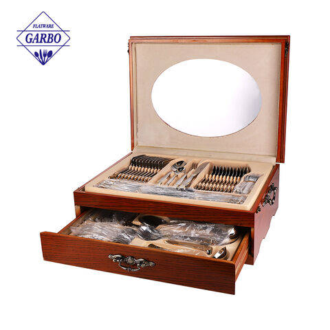 کارد و چنگال ظروف نقره ای آینه ای تولید کننده با جعبه چوبی طلایی براق برای هدیه