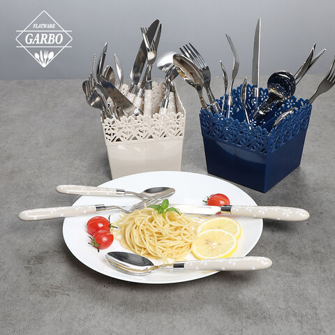 Amazon top menjual set peralatan makan stainless steel 24 pcs dengan set sendok garpu gagang plastik