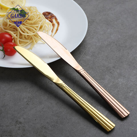 Set di posate in oro rosa PVD di fabbrica con manico dal design lineare